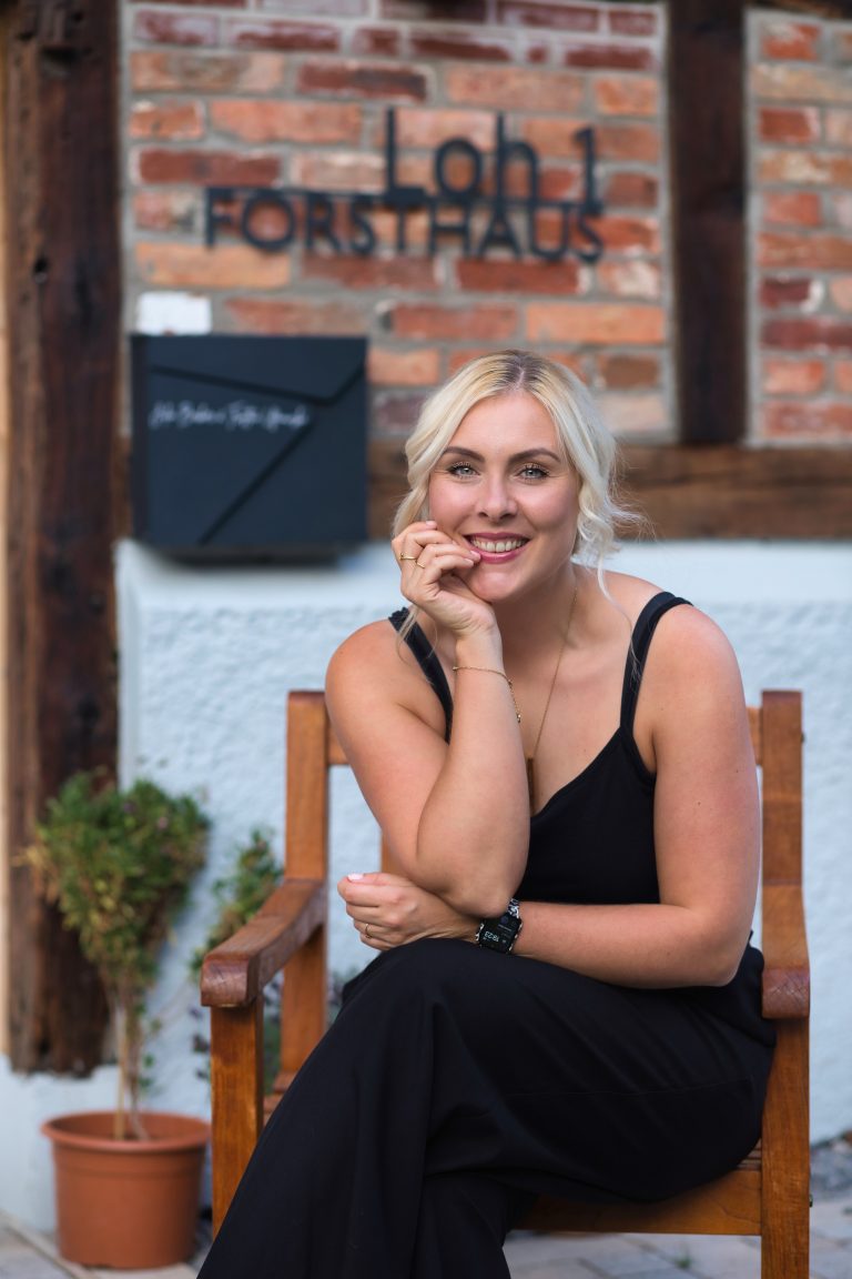 Julia Becker – Gründerin von hautnah. Sugaring & Waxing Studio Brilon